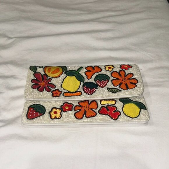 Floral Embroidered Clutch - Picture 9 of 9